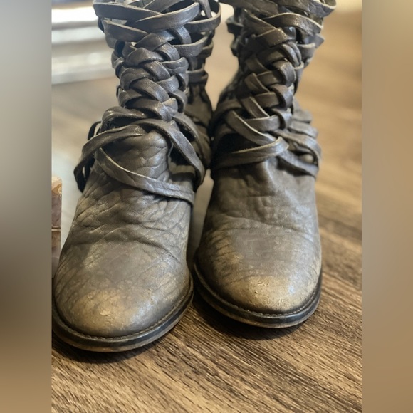 Free People Carrera Ankle Boot in Slate EUC - Picture 8 of 9
